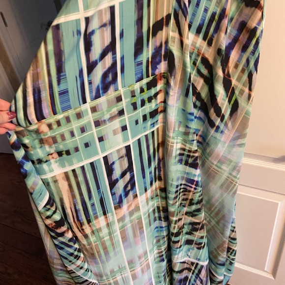 👗 - Picture 3 of 6